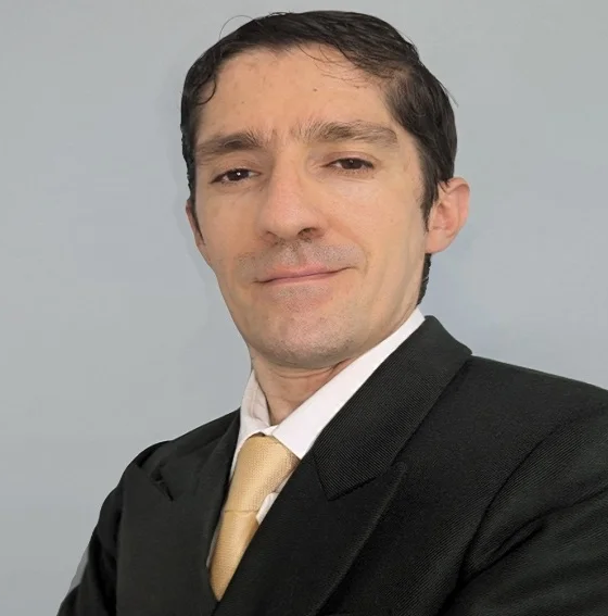 Luis Flores